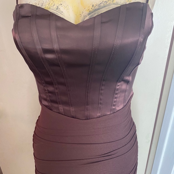 Windsor brown satin mesh mini dress - Picture 2 of 6